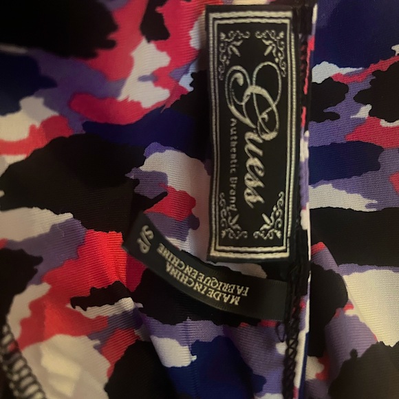 ❓Guess Authentic Brand Plunge Cleavage Dress (s) - Picture 5 of 7